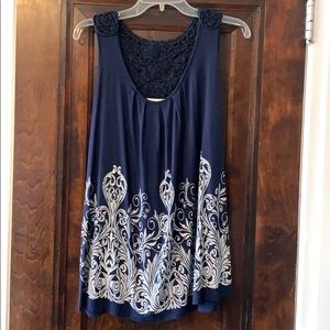 Woman’s Large Cute Navy Sleeveless Top